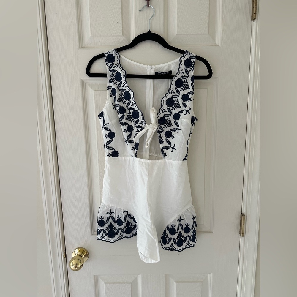 Simplee White and Navy Romper